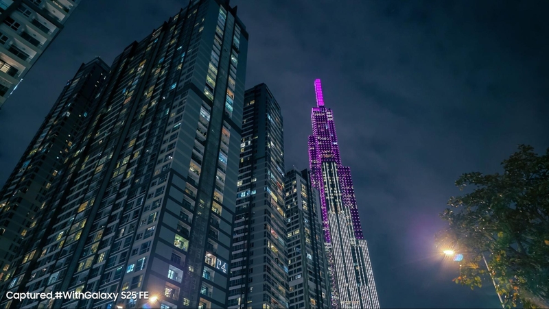 Galaxy S25 FE biến mọi khoảnh khắc đêm thành những khuôn hình đáng giá 2