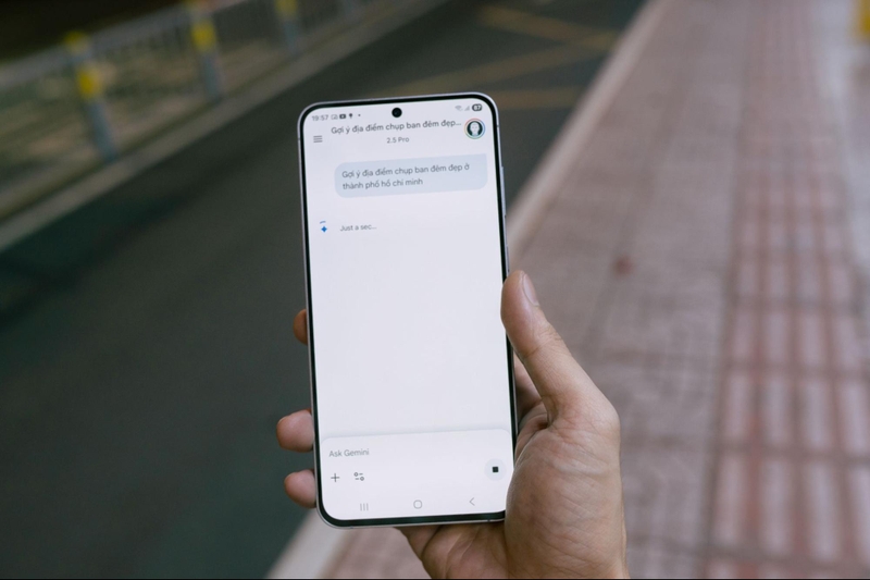 Galaxy S25 FE biến mọi khoảnh khắc đêm thành những khuôn hình đáng giá 12