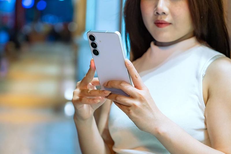 galaxy-s25-fe-mon-qua-dang-gia-tet-nay (3).jpg