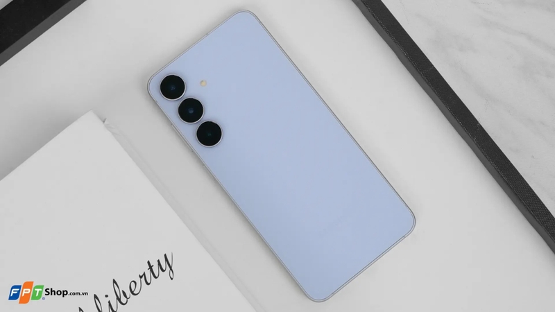 Galaxy S25 và Galaxy S25 FE khác gì nhau 3