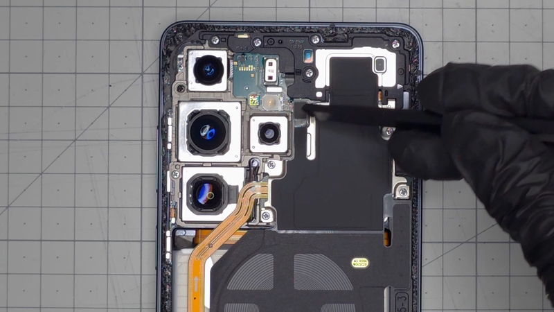 galaxy-s26-ultra-loai-bo-periscope-202825-1.jpg