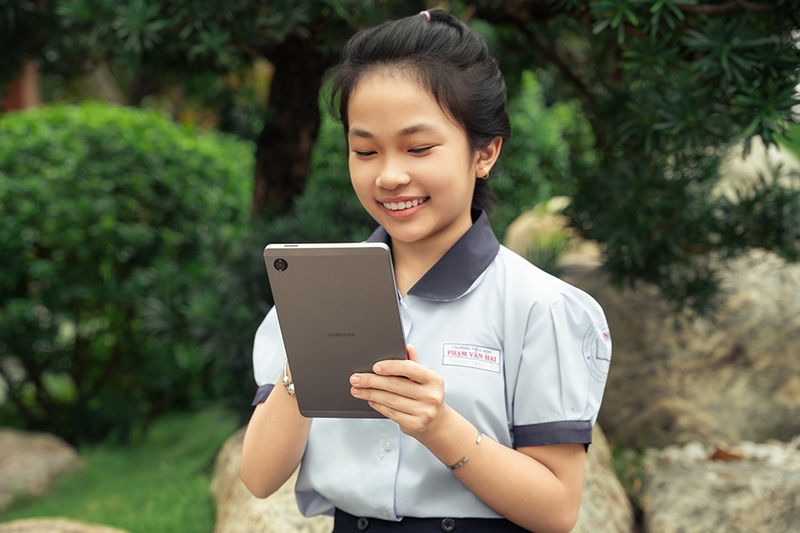 galaxy-tab-a11-cung-tre-hoc-hang-say-choi-het-minh (12).jpg