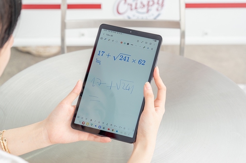 galaxy-tab-a11-la-chiec-tablet-sieu-xin-cho-hoc-sinh (5).jpg