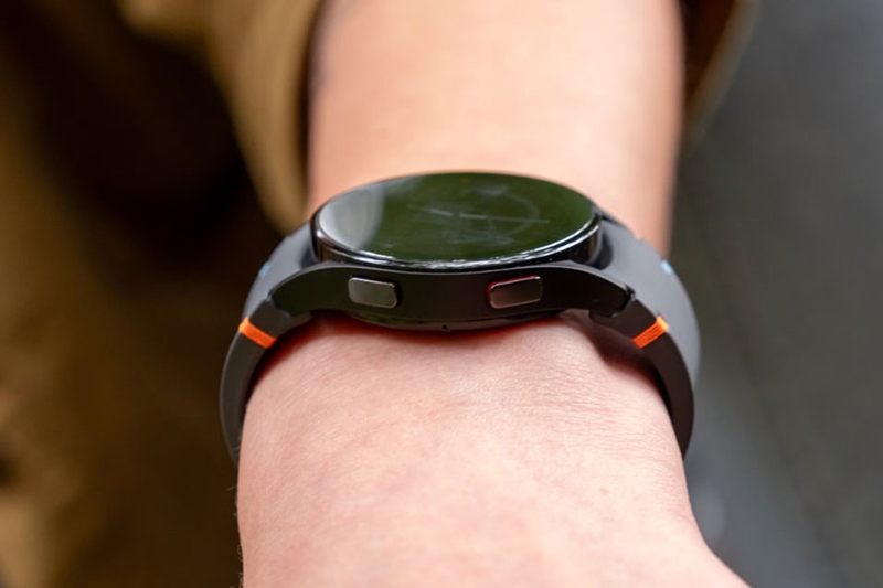 Đánh giá Galaxy Watch FE - 09