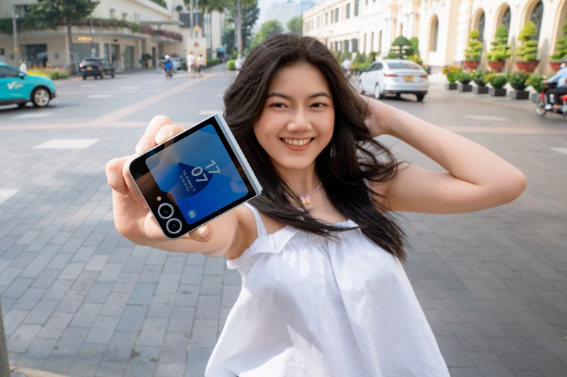 galaxy-z-flip6-tao-su-khac-biet-qua-nhung-gia-tri-cot-loi (2).jpg