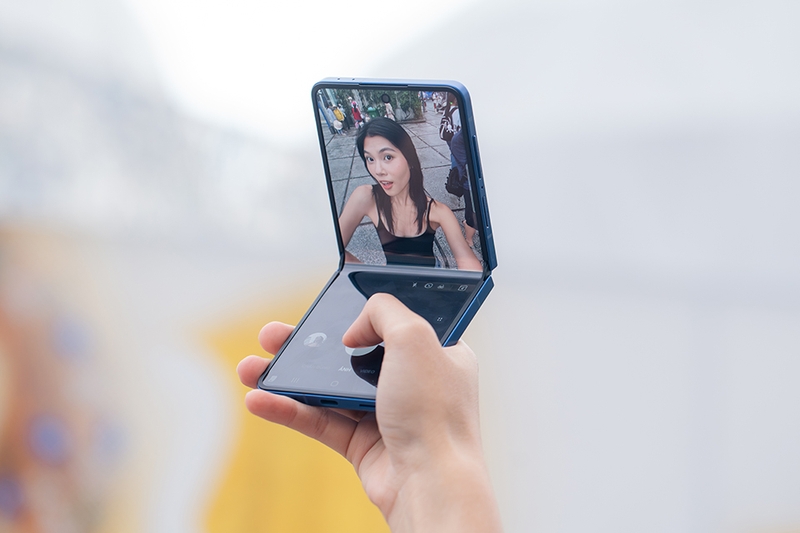 Samsung Galaxy Z Flip7: Khi giấc mơ về chiếc điện thoại gập lý tưởng đã thành hiện thực 10