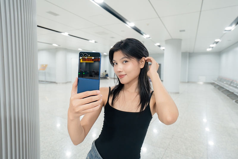 Samsung Galaxy Z Flip7: Khi giấc mơ về chiếc điện thoại gập lý tưởng đã thành hiện thực 5