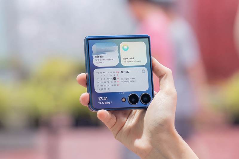 Samsung Galaxy Z Flip7: Khi giấc mơ về chiếc điện thoại gập lý tưởng đã thành hiện thực 15