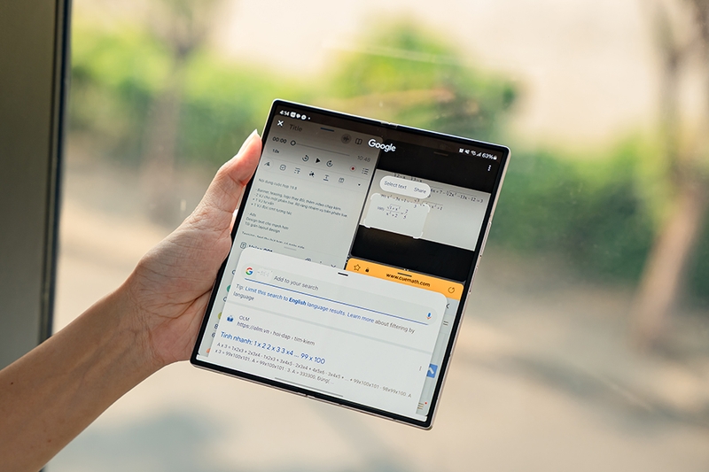 Galaxy Z Fold6 phiên bản Hồng Rosé 11