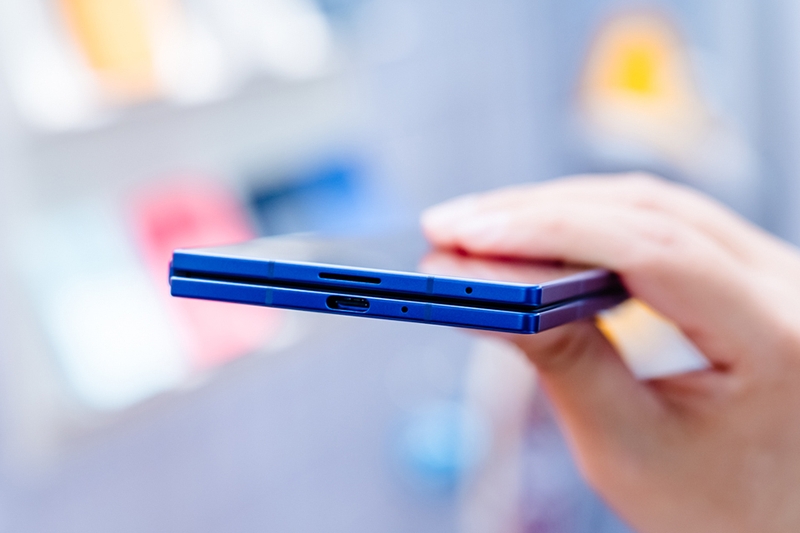 galaxy-z-fold7-gap-mo-khoanh-khac-dang-cap-vuot-troi (8).jpg