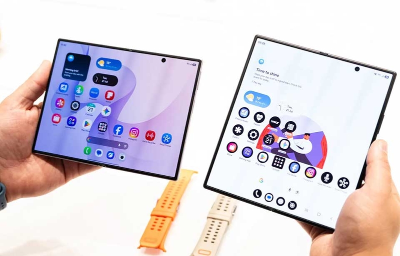 Galaxy Z Fold8 - 02