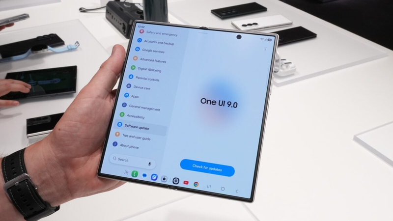 Galaxy Z Fold 8 Ultra sử dụng hệ điều hành gì 1