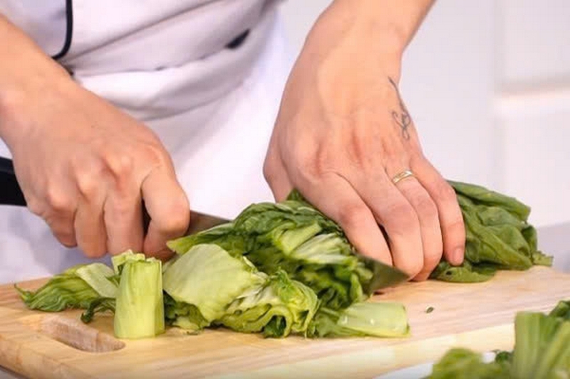 gân bò kho dưa chua ảnh 3