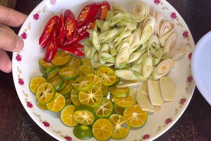 gân bò trộn chua ngọt hình 11