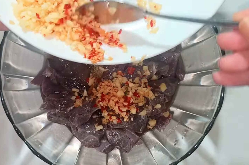gan heo xào hình 6