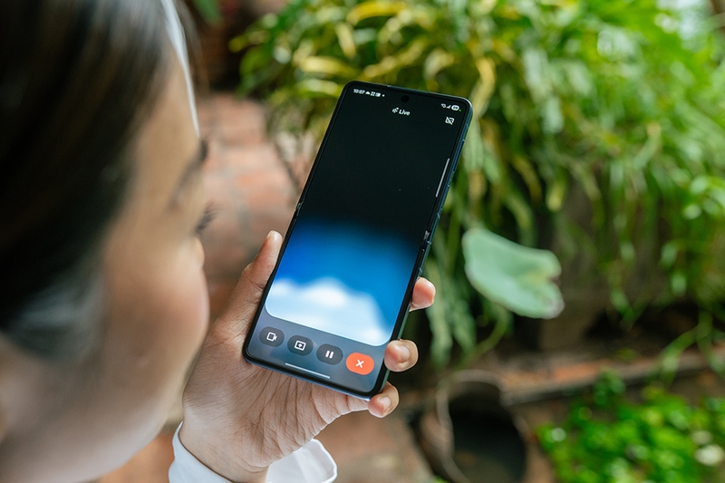 gap-mo-khoanh-khac-mua-trung-thu-cung-galaxy-z-flip7 (12).jpg