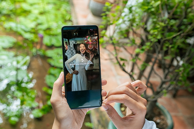 gap-mo-khoanh-khac-mua-trung-thu-cung-galaxy-z-flip7 (9).jpg