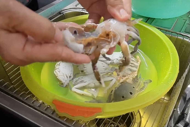 Cách chế biến ghẹ xốt chanh dây