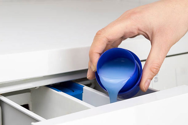 Giặt áo trắng bằng máy giặt - 03