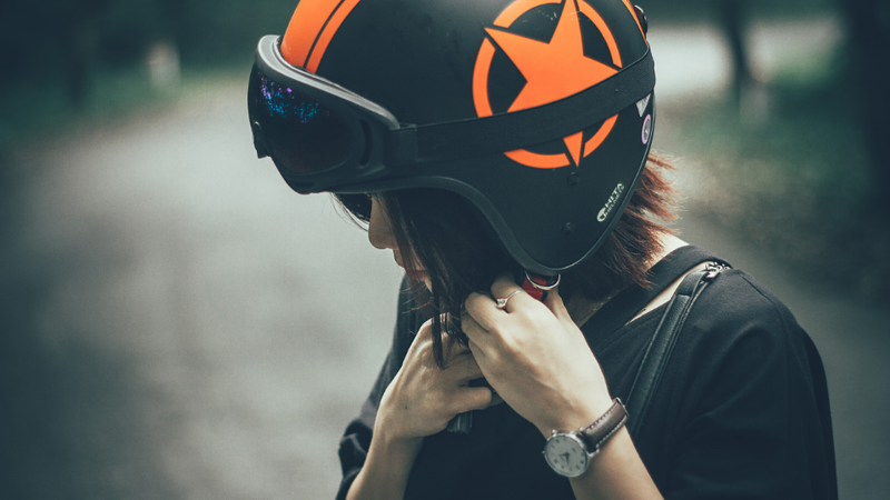 Lưu ý khi phơi nón bảo hiểm sau khi vệ sinh