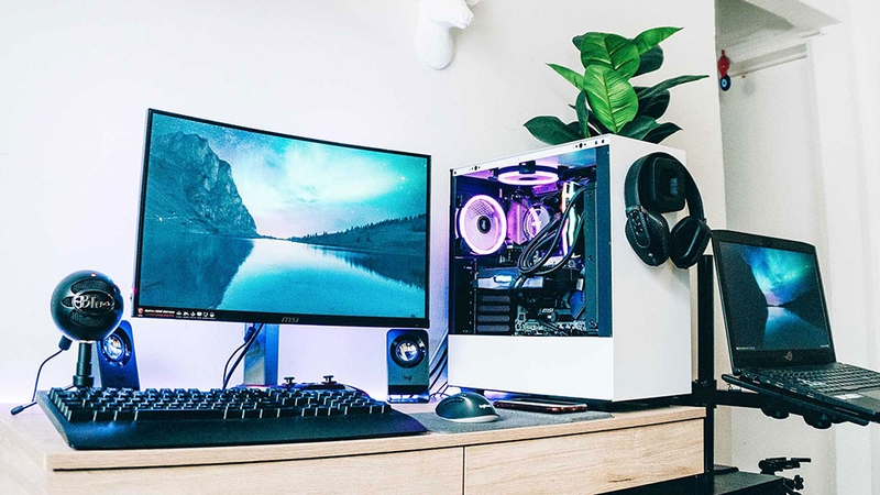 Góc gaming đẹp - Kiểm soát ánh sáng hợp lý