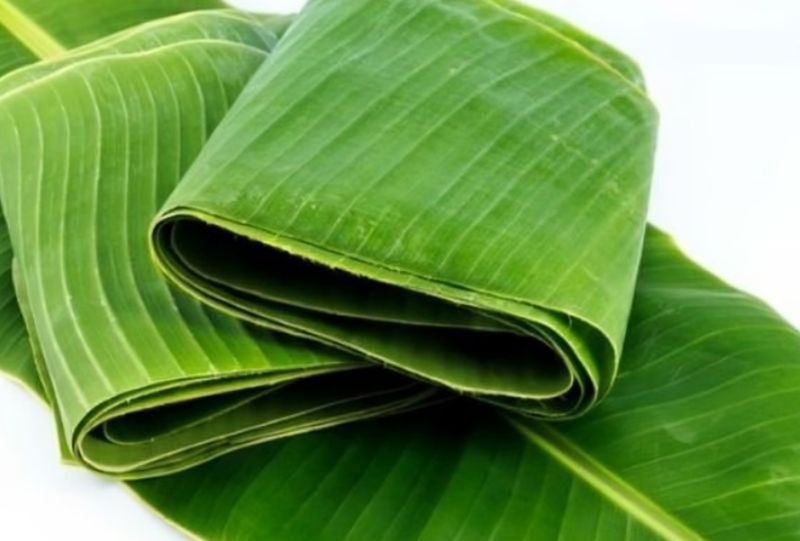 C&aacute;ch g&oacute;i b&aacute;nh chưng bằng l&aacute; chuối ảnh 3