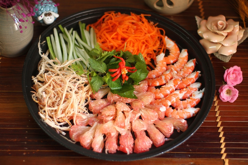 nguyen lieu goi buoi tom muc kho