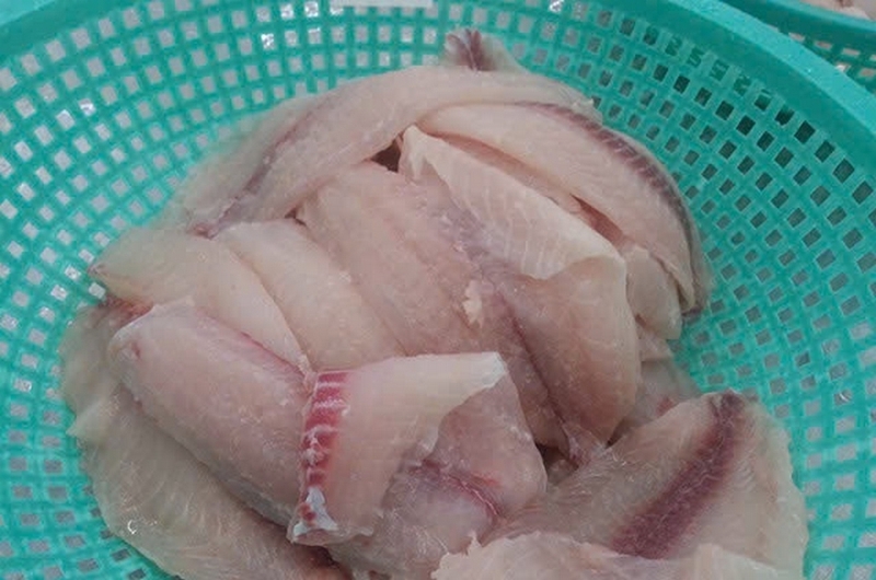 gỏi cá chiên giòn ảnh 1