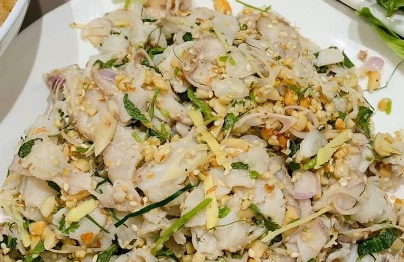 Gỏi cá diếc sống ảnh 1