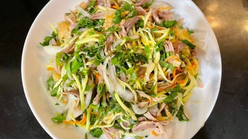 gỏi gà ngó sen 8