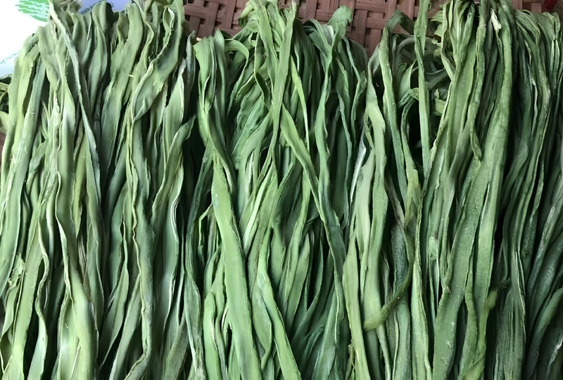 Rau tiến vua là gì?