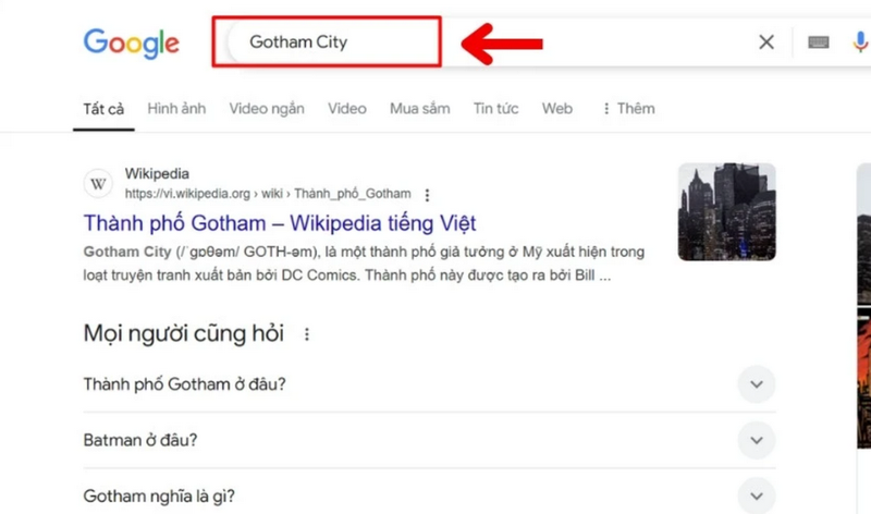Truy cập Google và tìm kiếm "Gotham City"