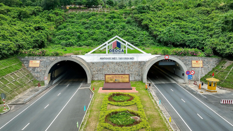 Hầm Hải Vân 1
