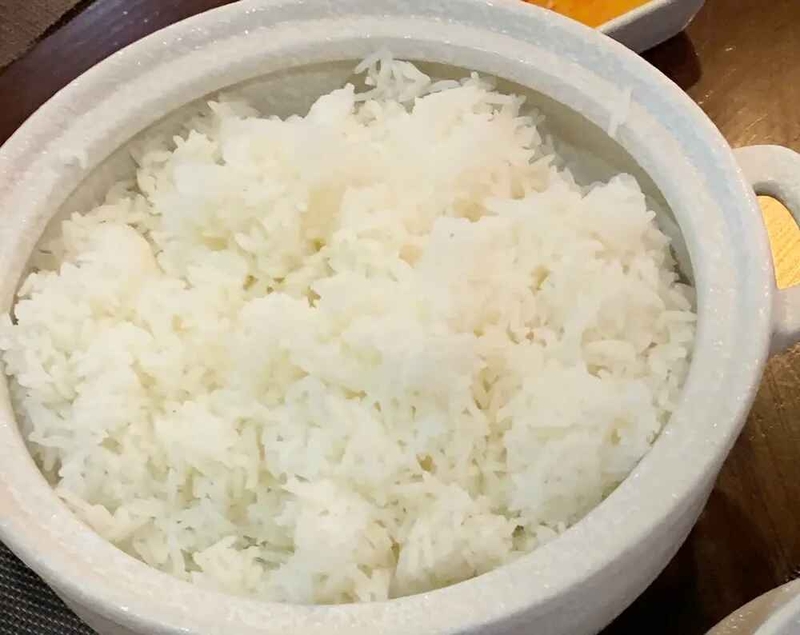 Hâm nóng cơm nguội bằng lò vi sóng có an toàn hình 4