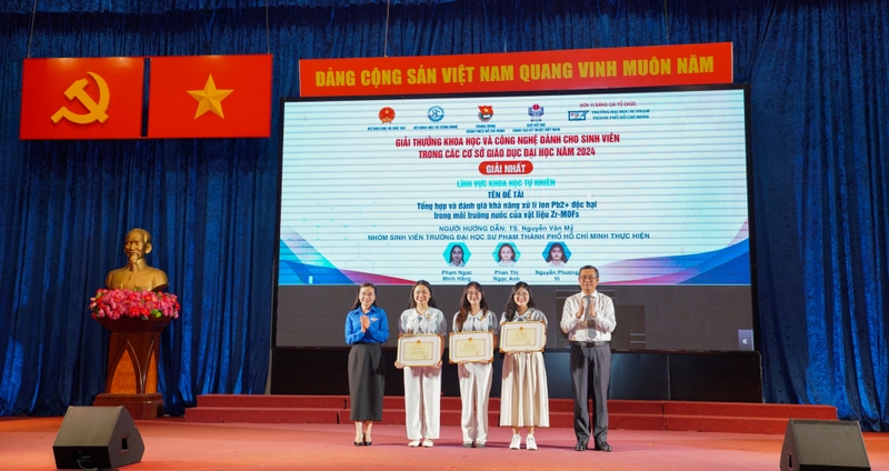 HCMUE là trường gì 2