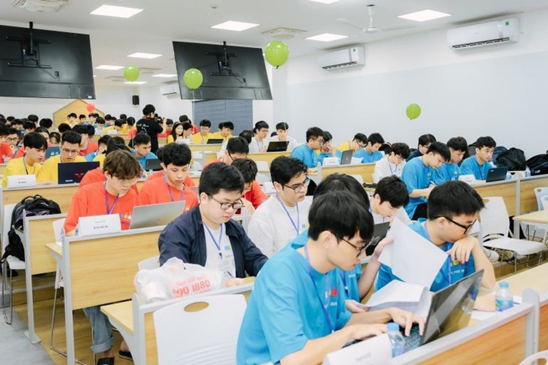 Hệ chính quy là gì 2