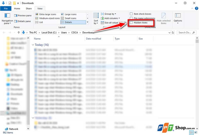Bạn bật tùy chọn Hidden items để hiện các file và thư mục bị ẩn