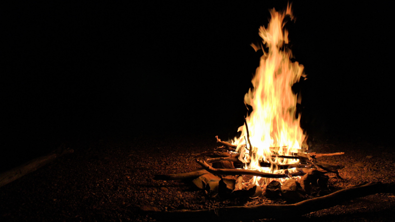 Tổng hợp hình nền lửa cho điện thoại và máy tính 3