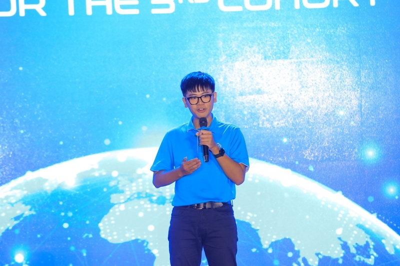 hoc bong cho sinh vien cmc