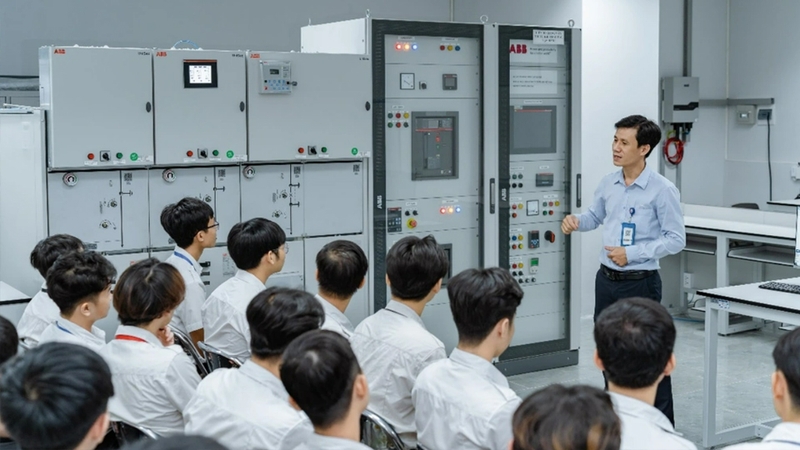 Cơ sở vật chất hiện đại được Đại học Công nghiệp TP. HCM đầu tư