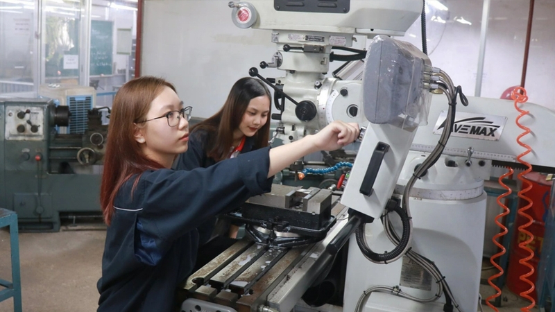 Đại học Công Thương nổi tiếng với chương trình đào tạo chất lượng