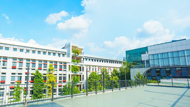 Toàn cảnh khuôn viên trường HUIT siêu hiện đại