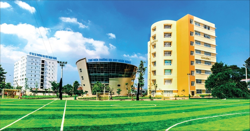 học phí Đại học Ngân hàng hình 1