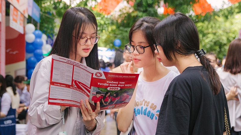 Ngoại thương là ngôi trường mơ ước của rất nhiều học sinh