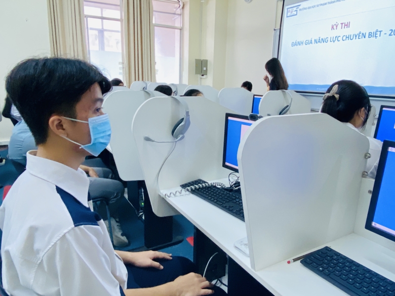 học phí Đại học Sư phạm TPHCM 3