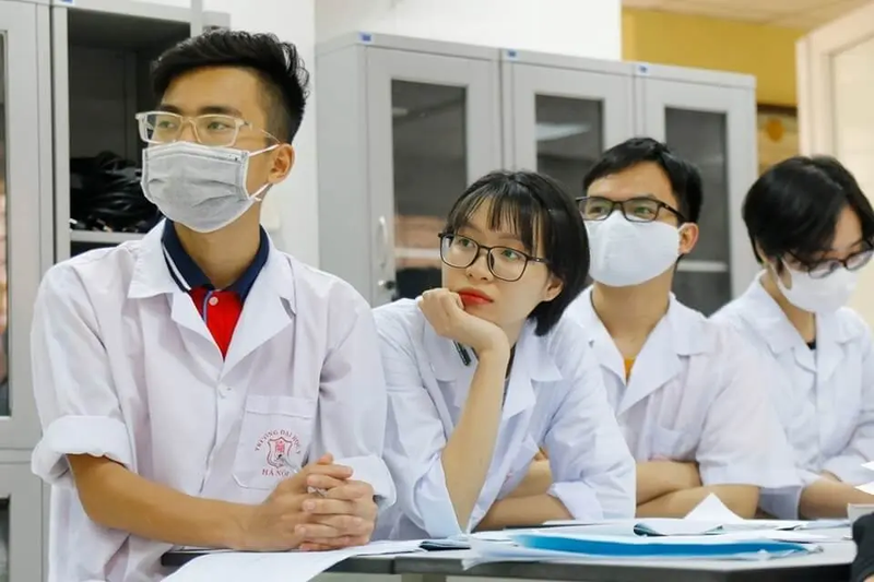 thong tin hoc phi dai hoc y ha noi 2025