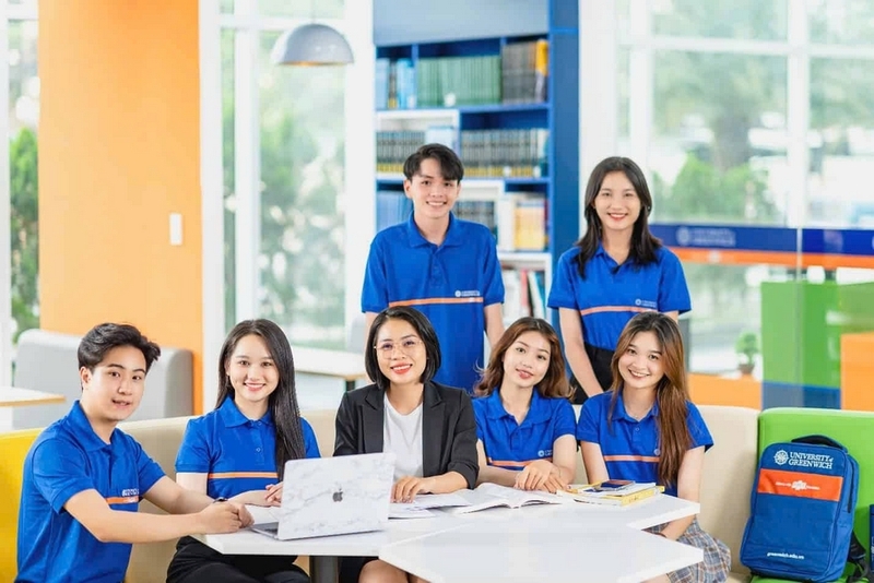 học phí Greenwich 2025 ảnh 2