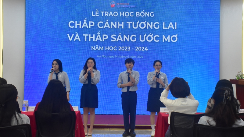 Các lễ trao học bổng đều được DAV tổ chức chỉn chu