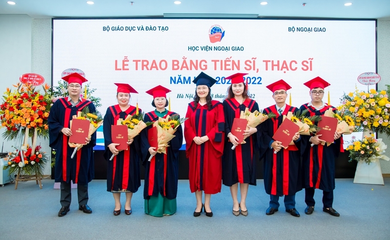 học phí học viện ngoại giao hình 4