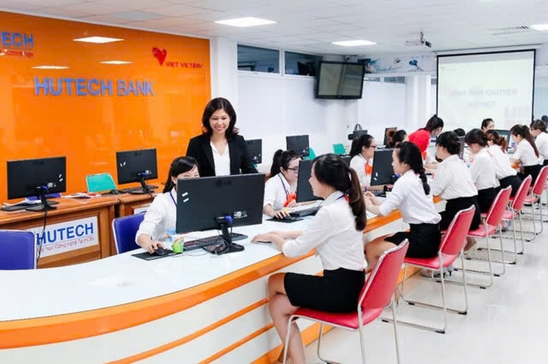 học phí HUTECH 2025 ảnh 5